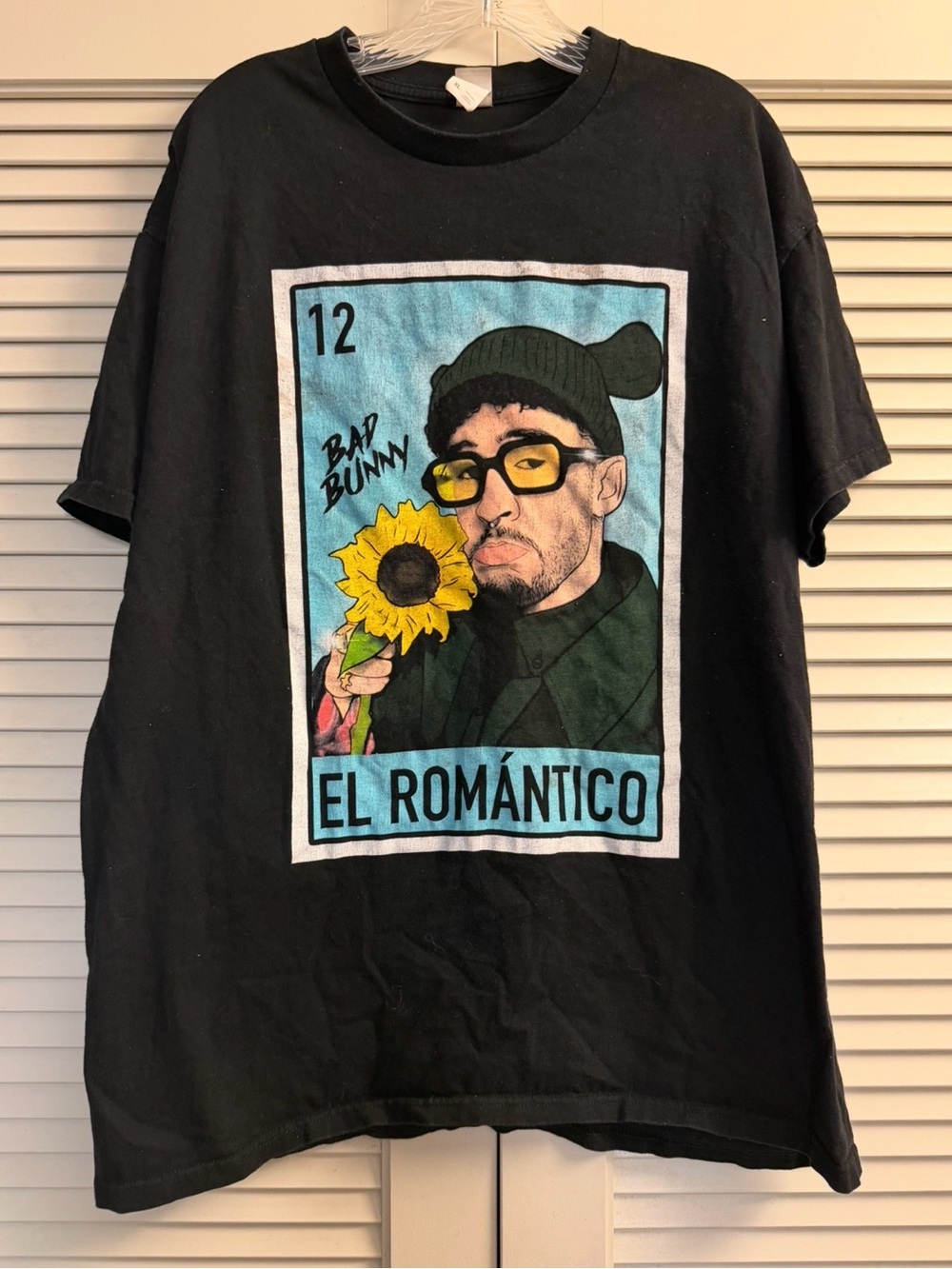 Bad Bunny El Romántico Graphic Tee - Black XL